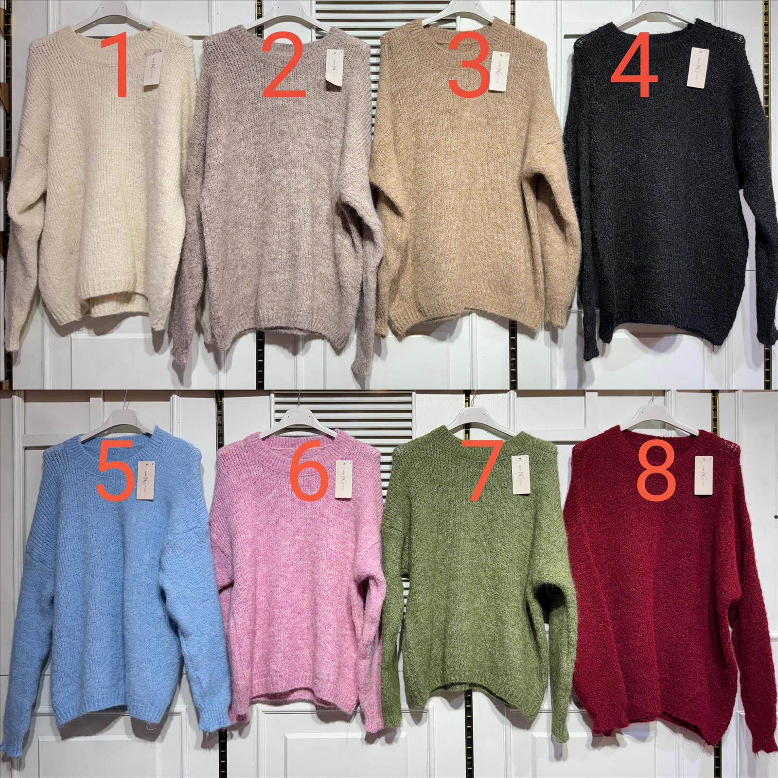Miss Furs GmbH - MISS FURS Damenmode - Accessoires, Sportswear, Jeans, Tops, Bags
